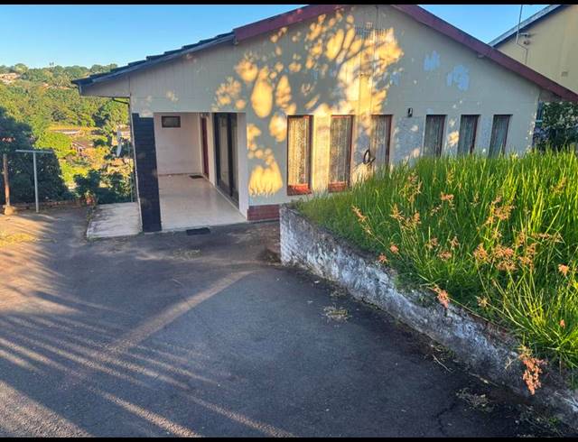 4 BEDROOM HOUSE FOR SALE IN RESERVOIR HILLS